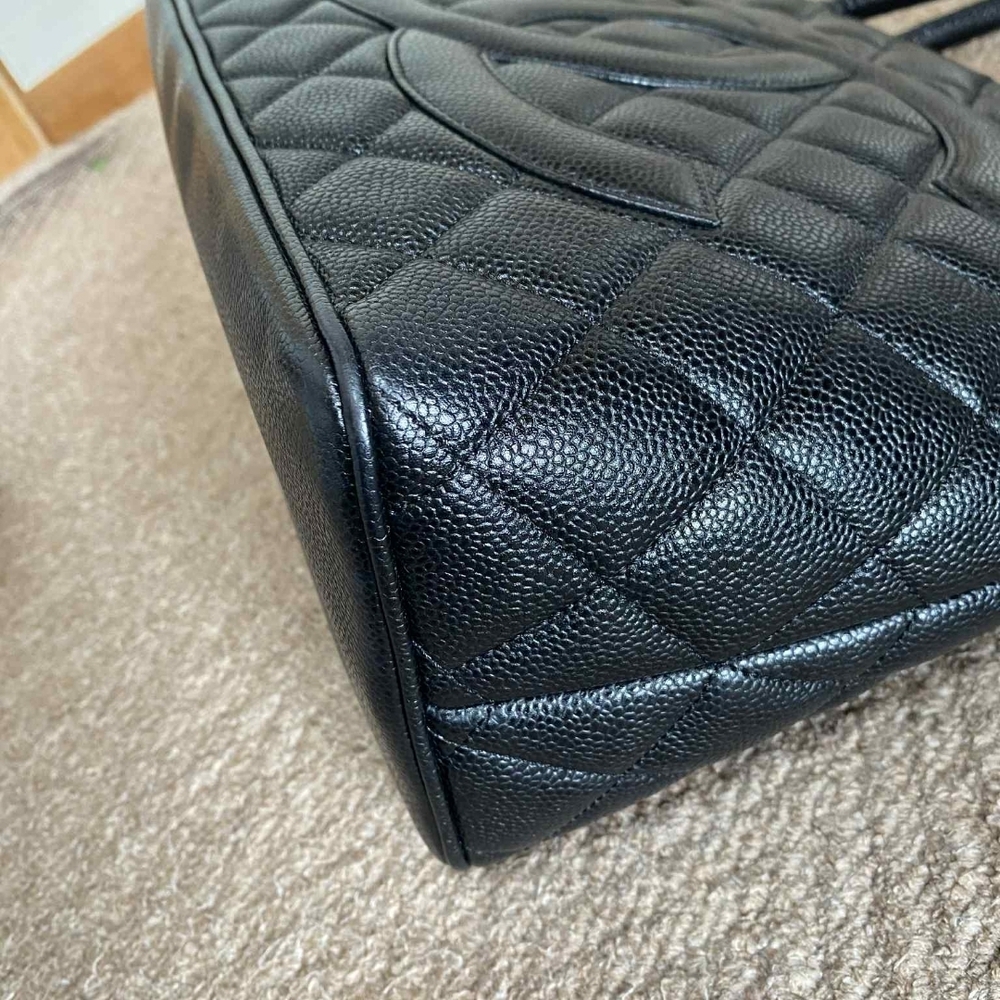 CHANEL Black Quilted Tote with Gold Charm - Picture 6 of 8